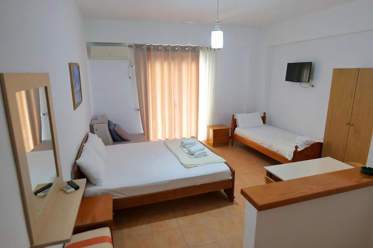 Alex & Sofi Hotel Himare Appartamento