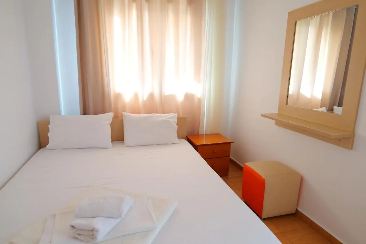 Alex & Sofi Hotel Himare Appartamento