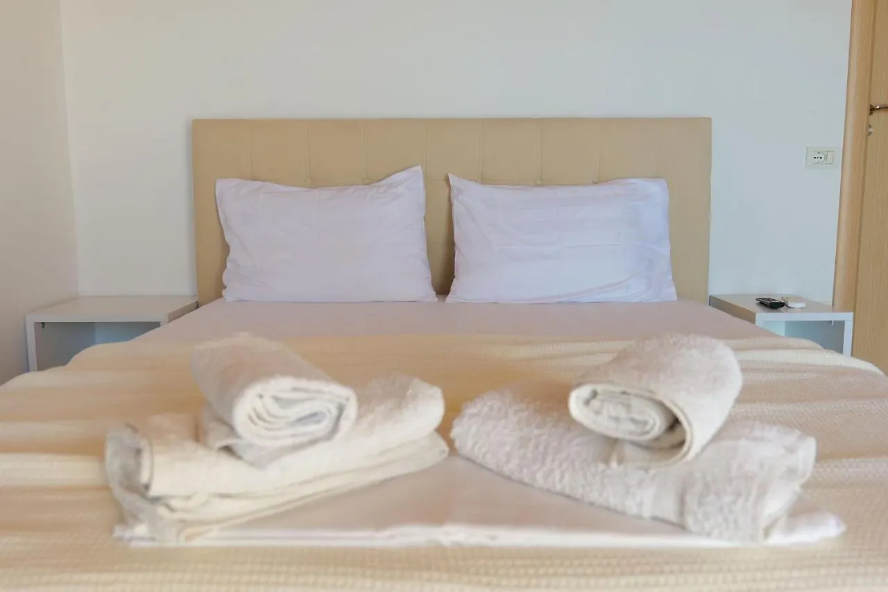 Alex & Sofi Hotel Himarë