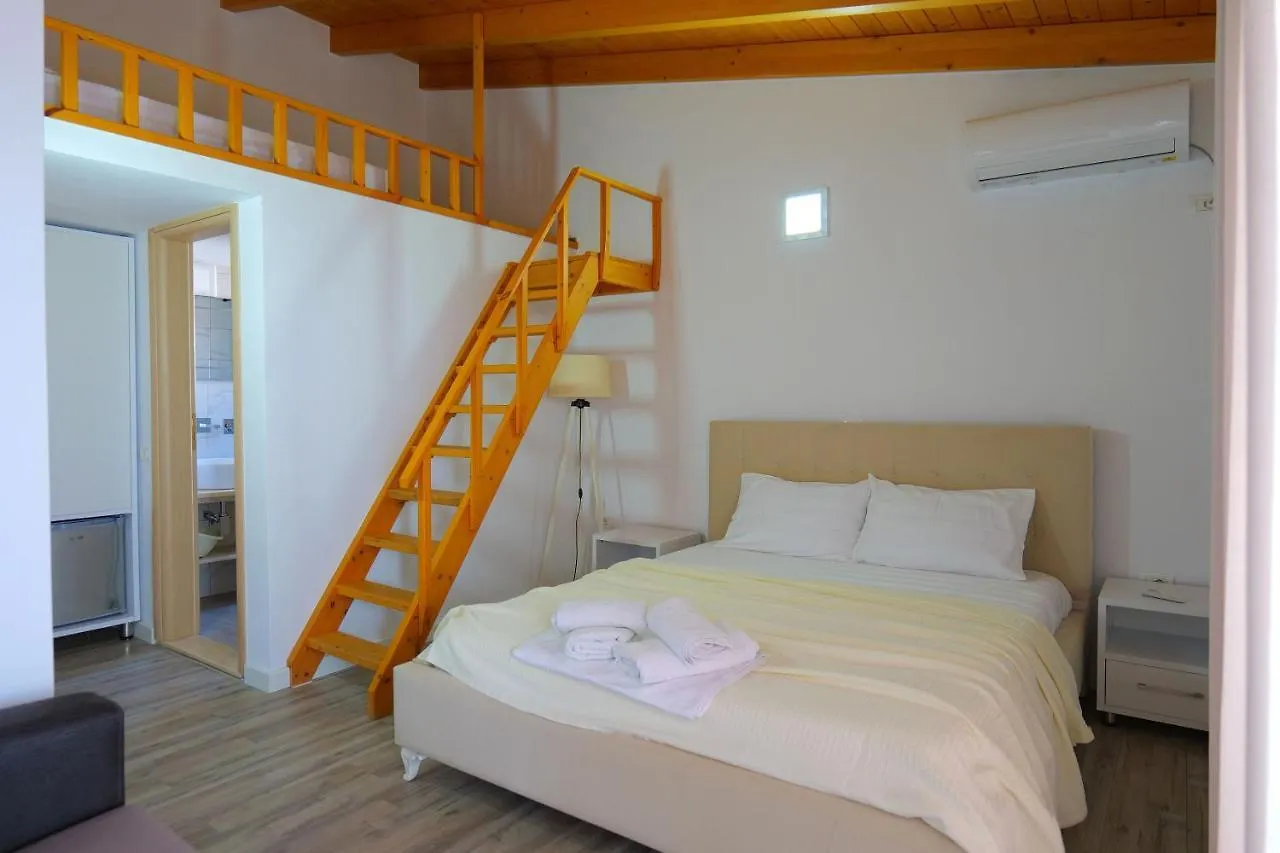 Alex & Sofi Hotel Himarë Apartmán