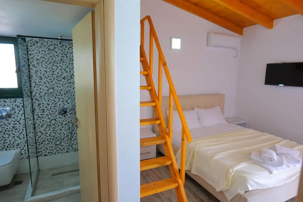 Alex & Sofi Hotel Himarë