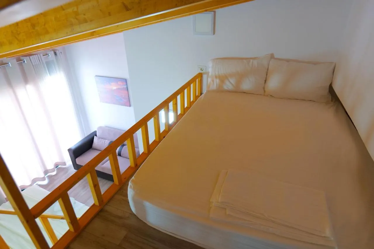 Alex & Sofi Hotel Himarë Apartmán