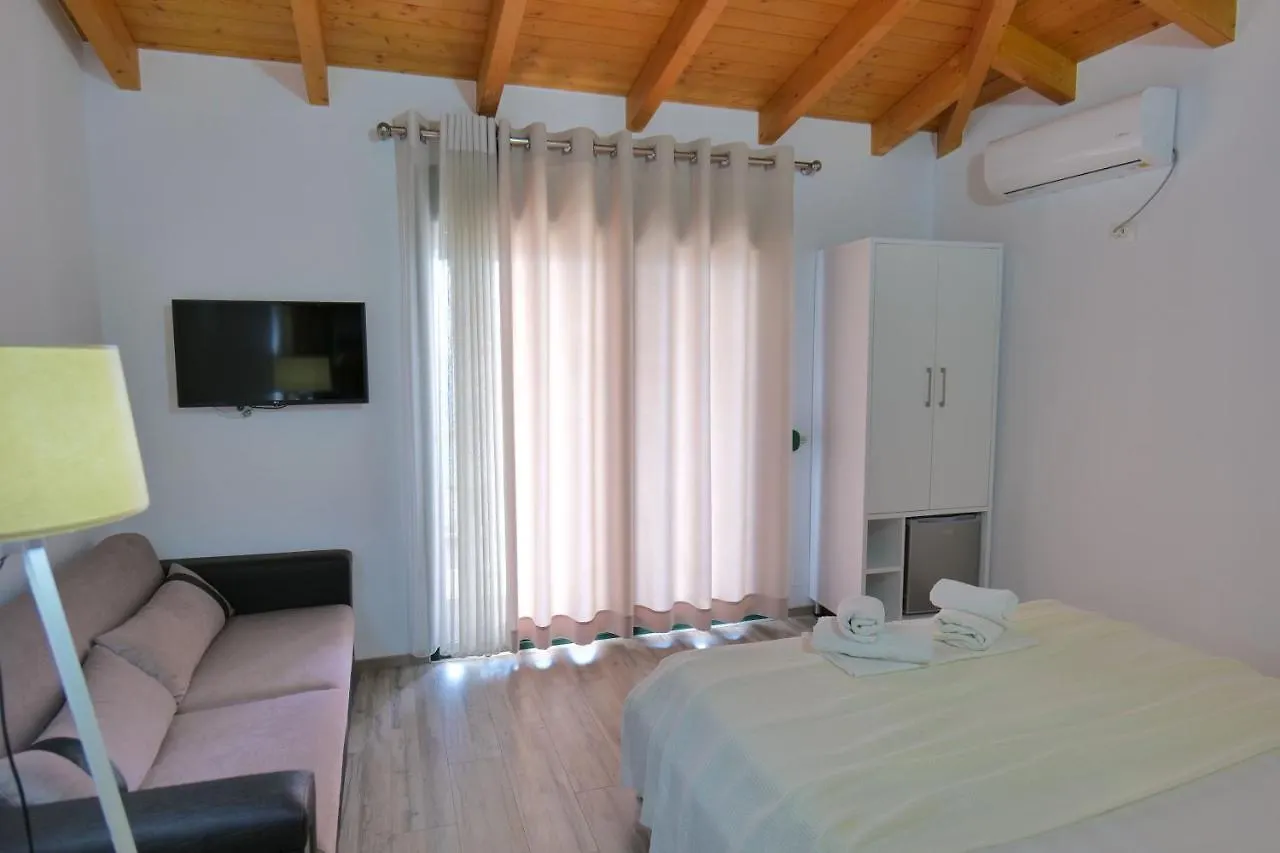 Alex & Sofi Hotel Himarë